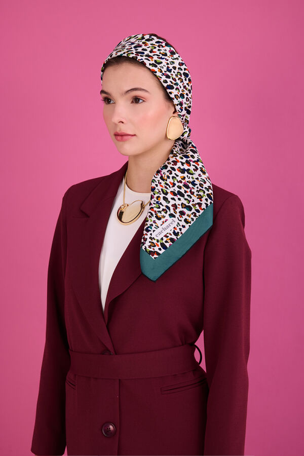 Yeşil 90X90 İpek Twill Eşarp - Cacharel