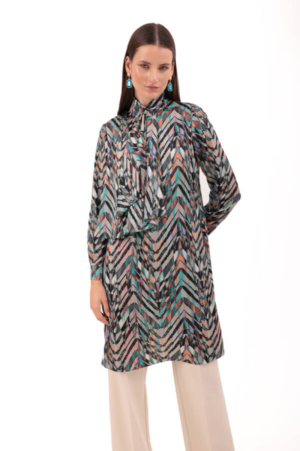 Yeşil Bağlama Detaylı Tunik - 3