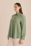 Yeşil Detaylı Düğmeli Gömlek - 5