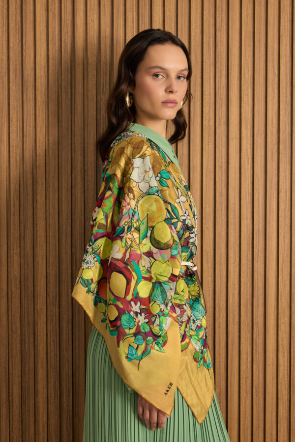 Yeşil Dökümlü Bluz - 5