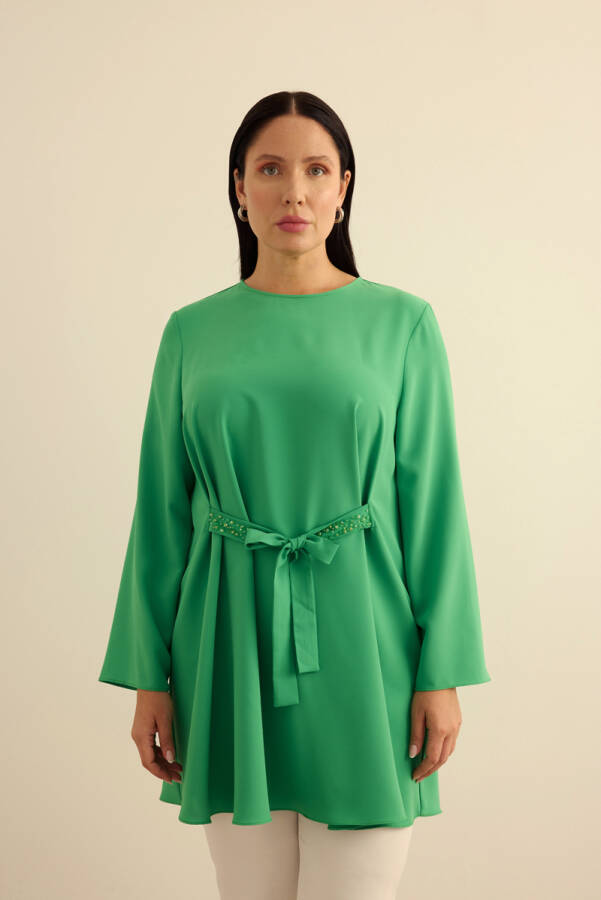 Yeşil Kemeri İşlemeli Dökümlü Tunik - Aker