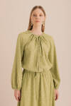 Yeşil Kumaşı Püskül Detaylı Büzgülü Bluz - 6