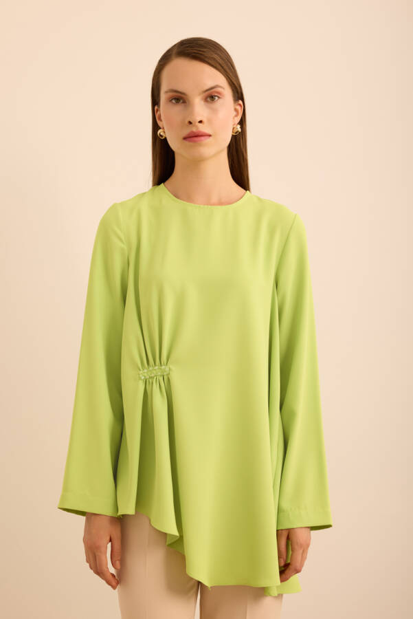 Yeşil Yandan Pili ve İşleme Detaylı Dokuma Bluz - Aker