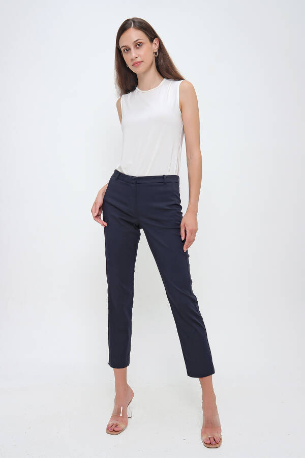 Lacivert Z31840722 PANTOLON - 4